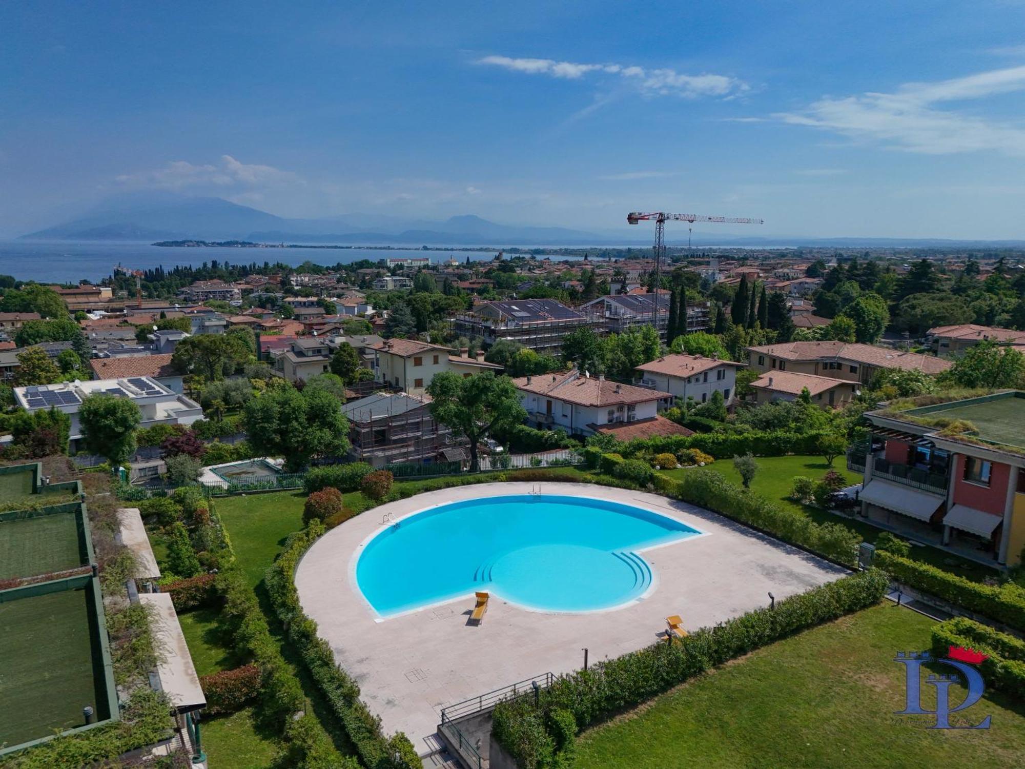 Desenzanoloft Butterfly And Pools Apartment Desenzano del Garda